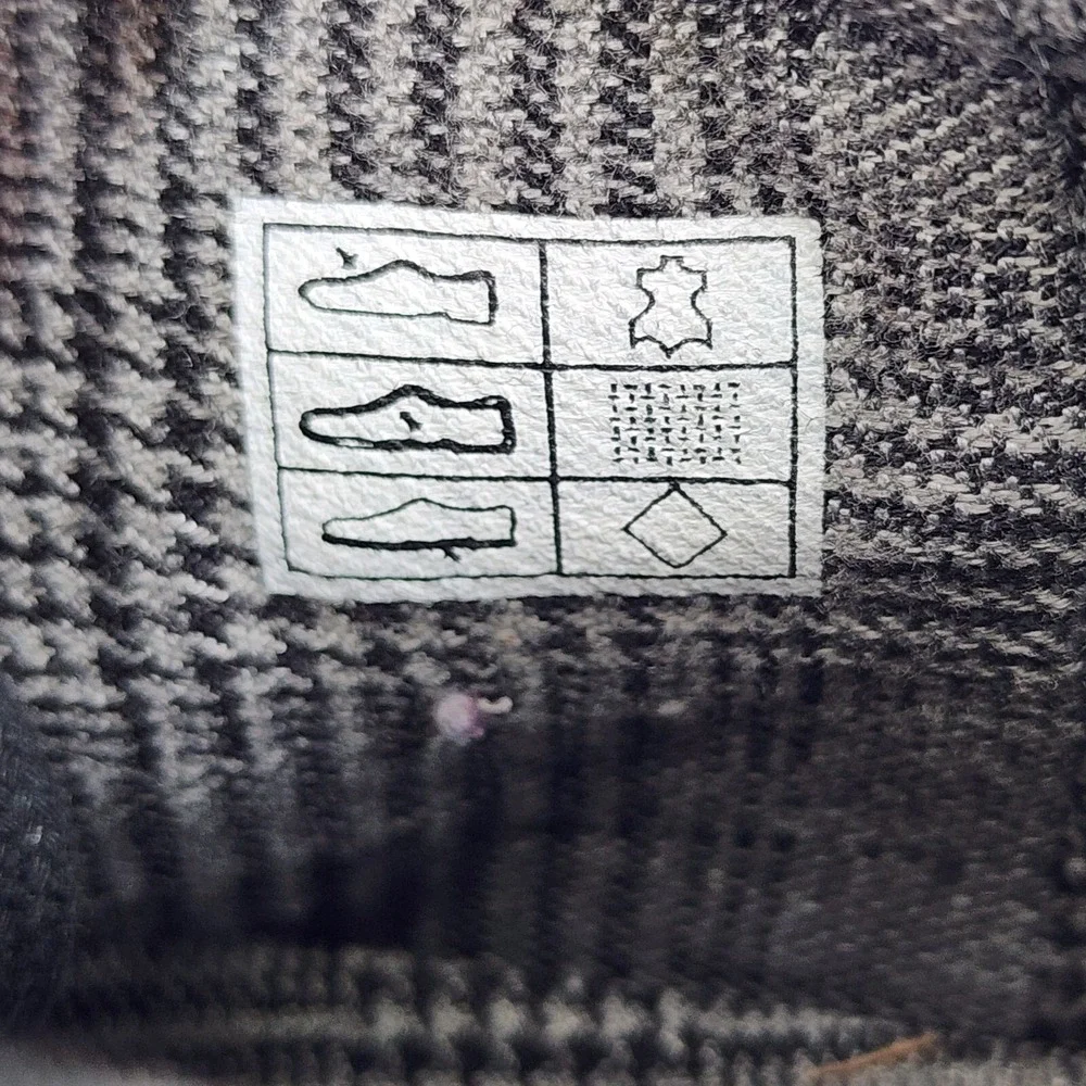 Keen introducing stylish