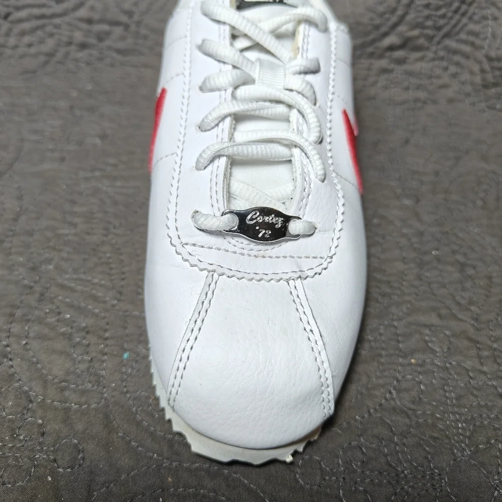 Nike cortez basic