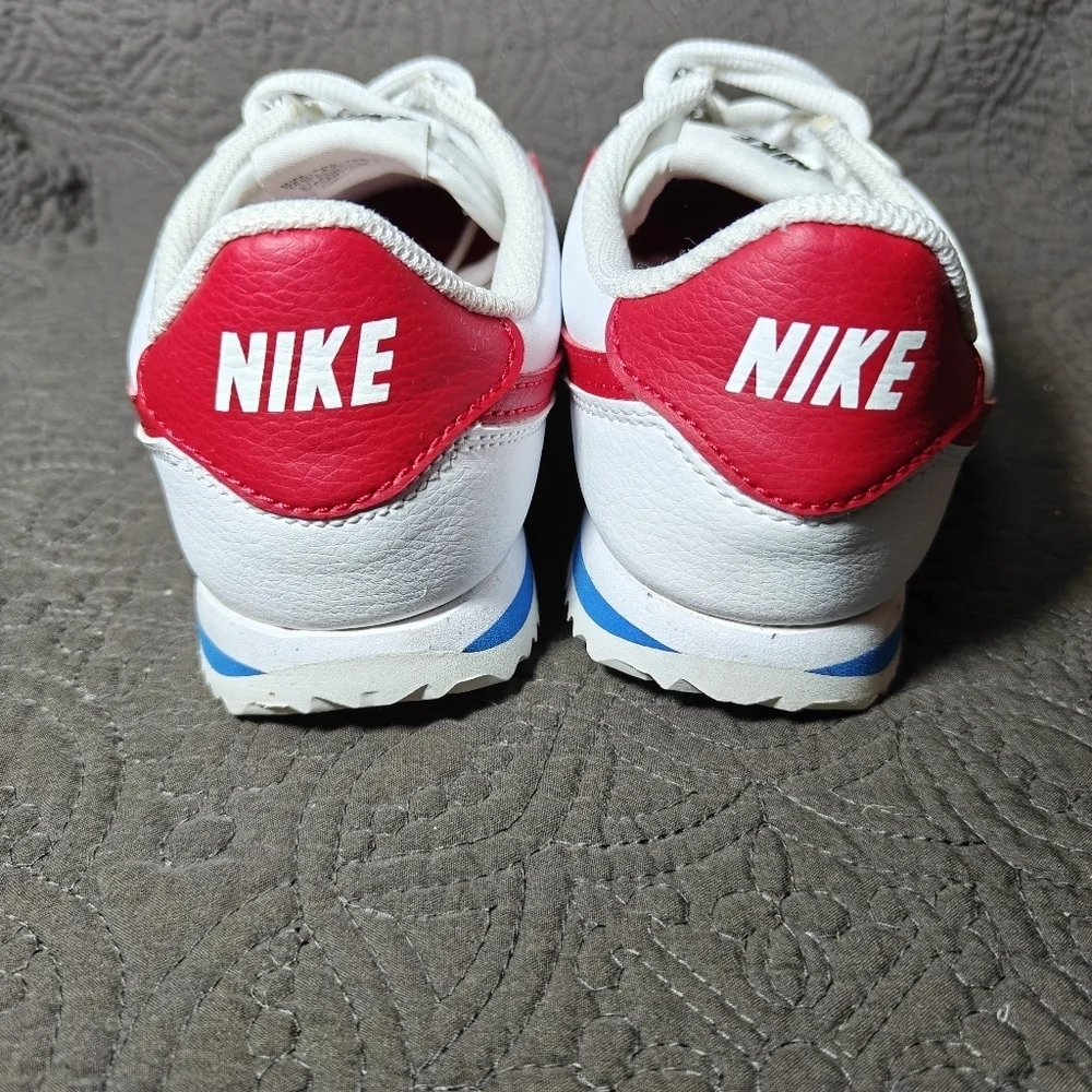 Nike cortez basic