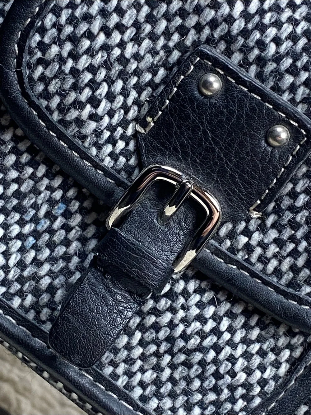 Vintage Y2K Fossil Tweed Satchel Handbag Double Pocket Frame Bag Black White