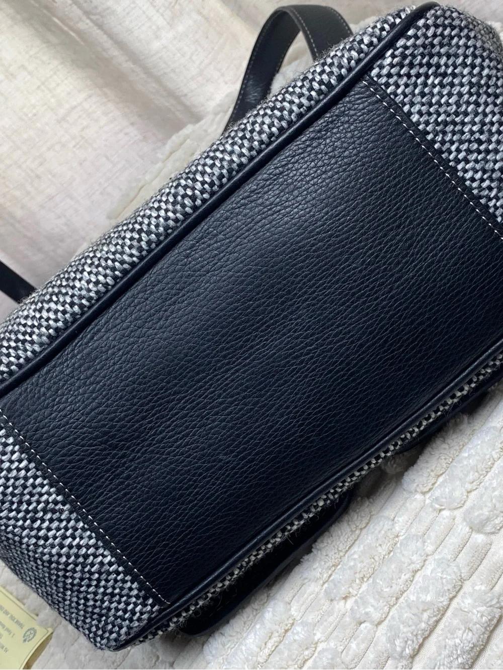 Vintage Y2K Fossil Tweed Satchel Handbag Double Pocket Frame Bag Black White