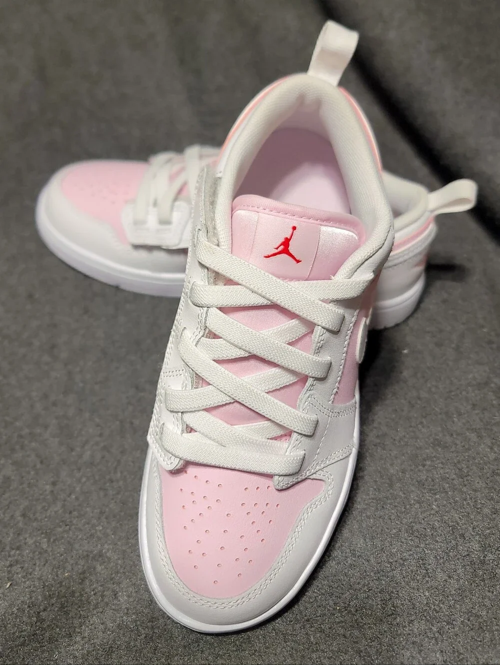 Nike hook loop