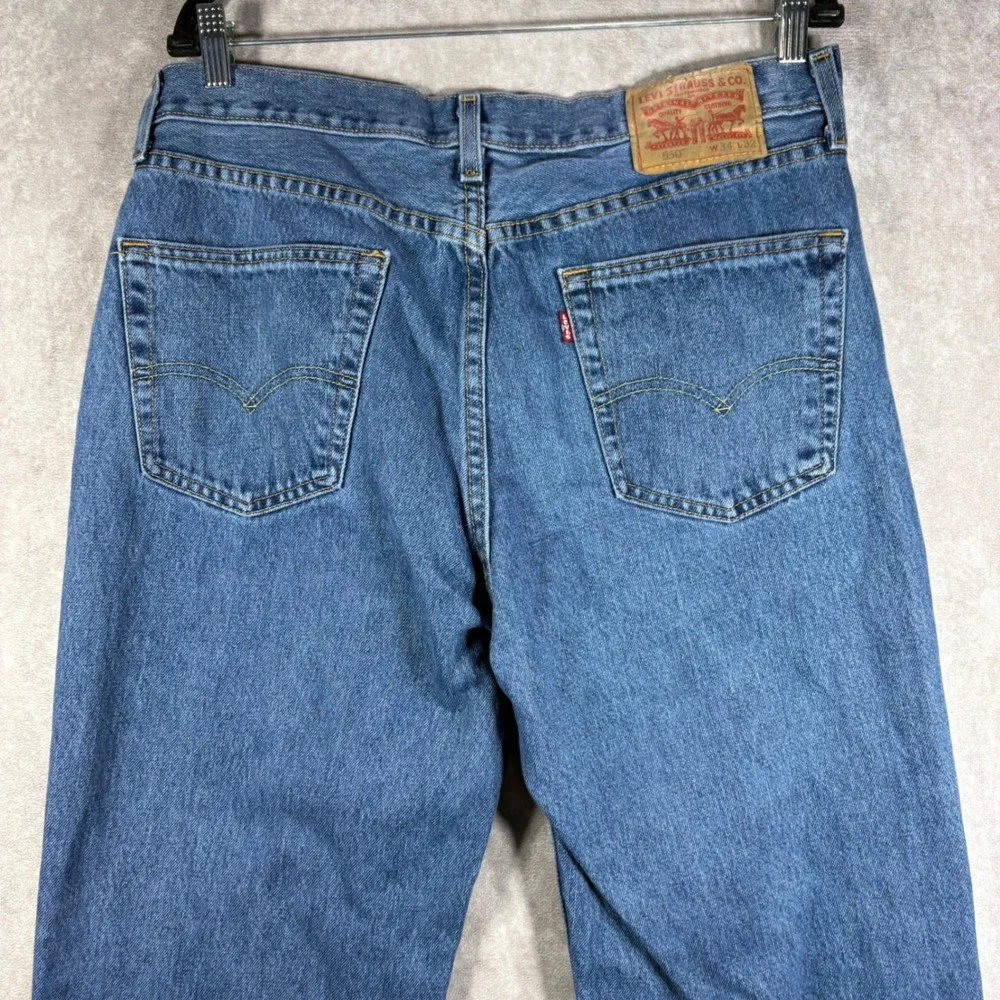 Levis levi 550