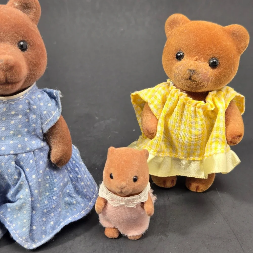 Sylvanian Families ruffled animal sizes