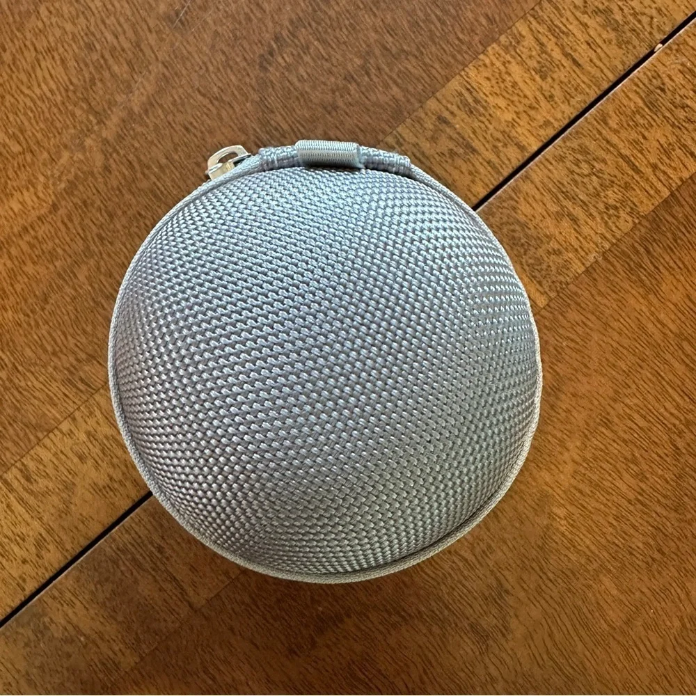 Target zipper closure