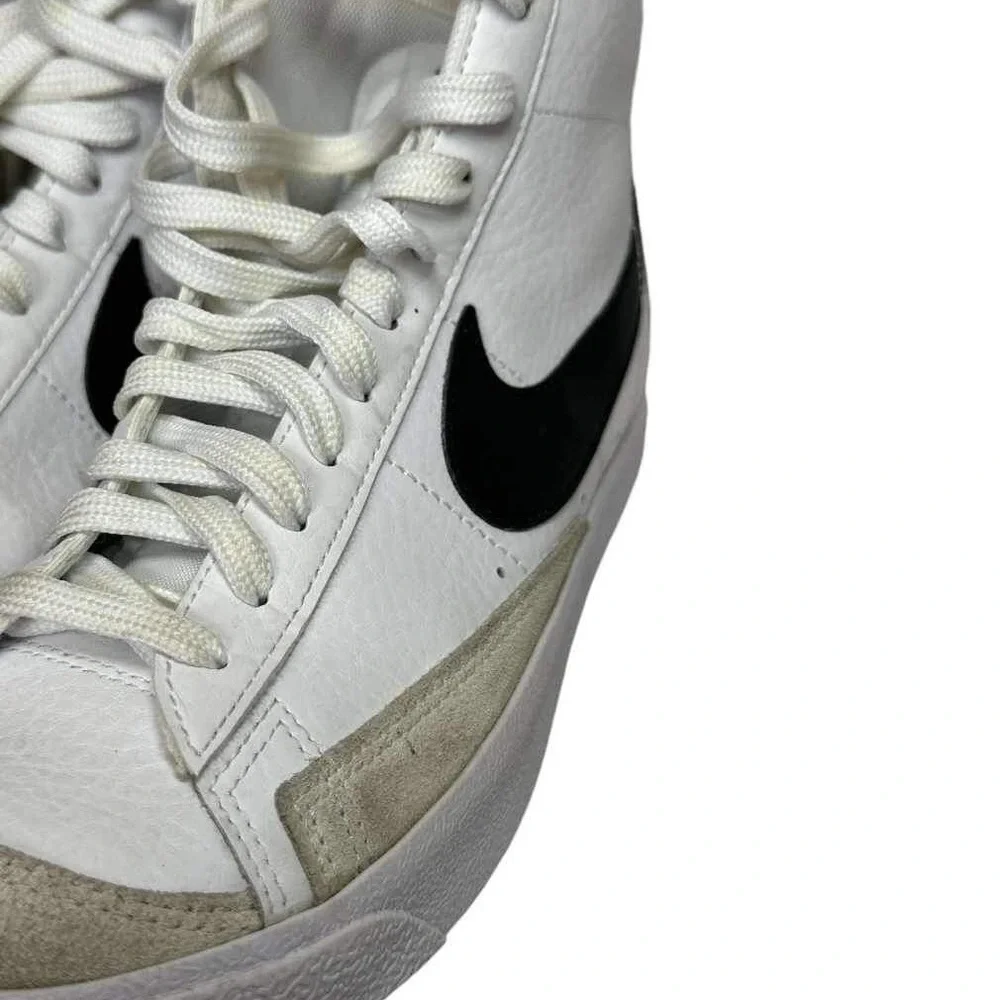 Kid’s Nike White + Black Blazer Mid 77 Trainers, Sneakers - Size 7 Youth