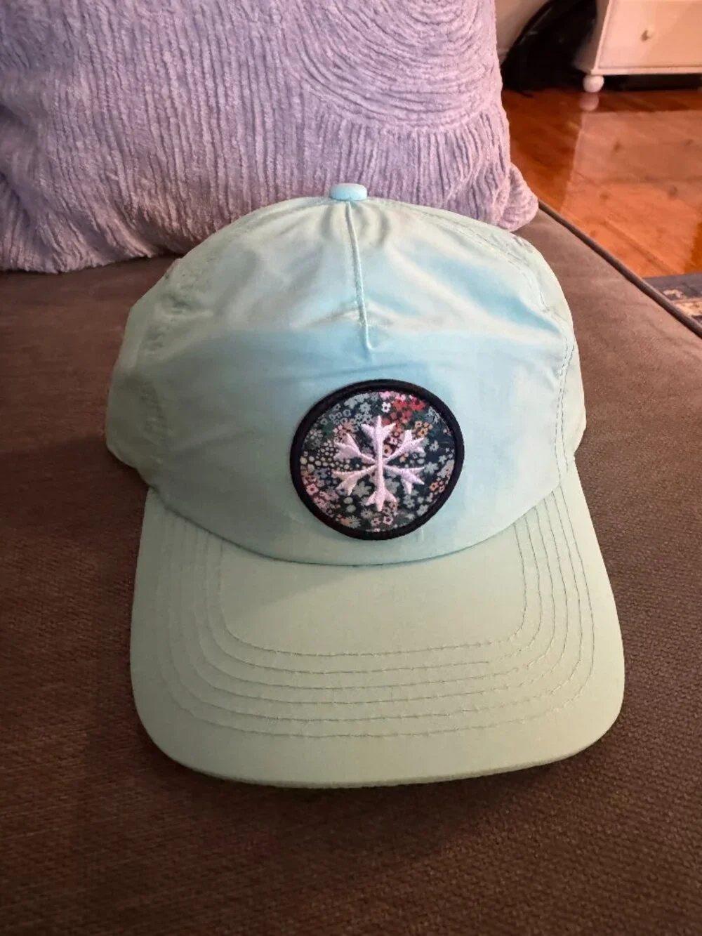 Skida Motif Brim Hat Baseball Cap