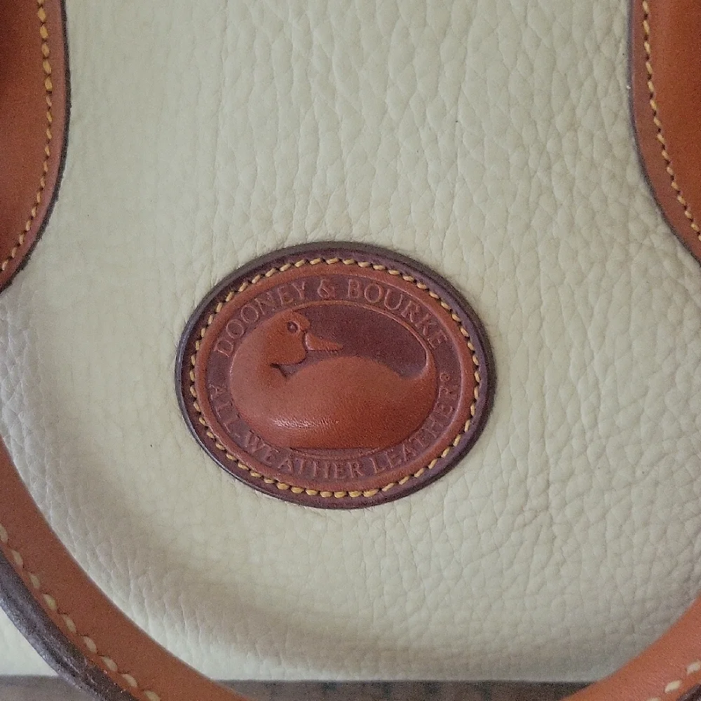 Dooney & Bourke classic cream
