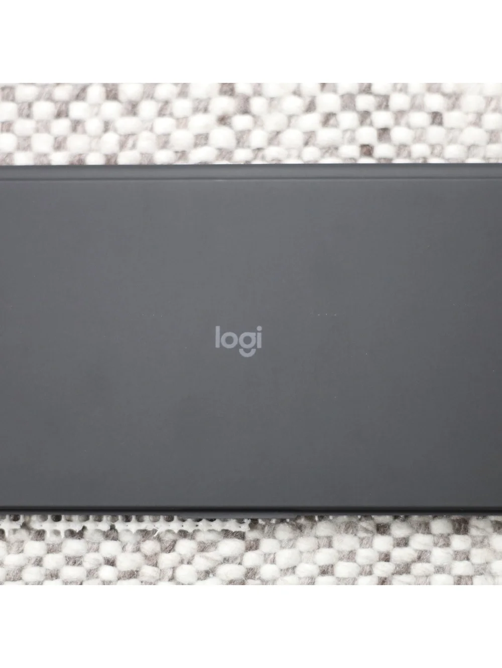 Logitech tablets make profile