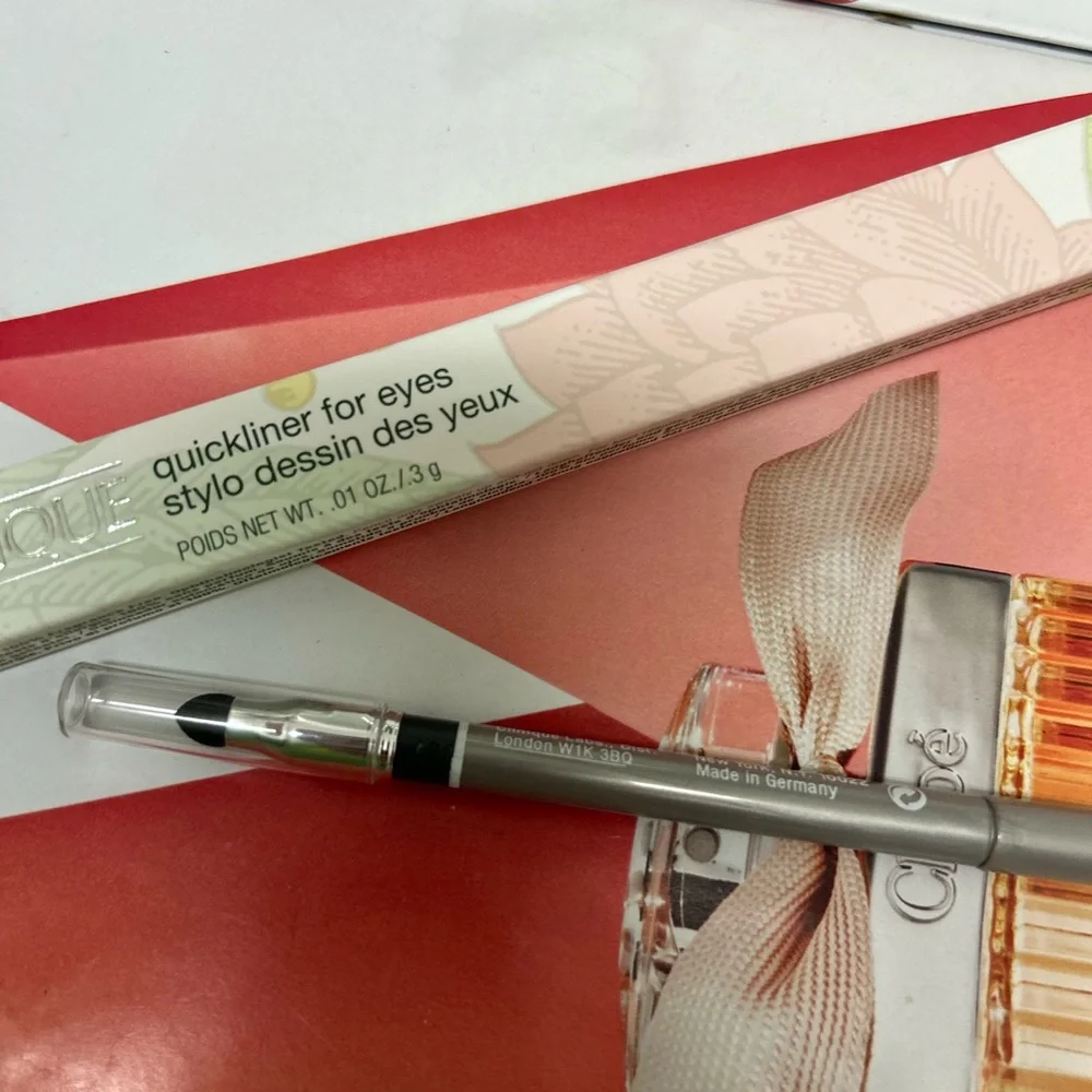 Clinique questions leave