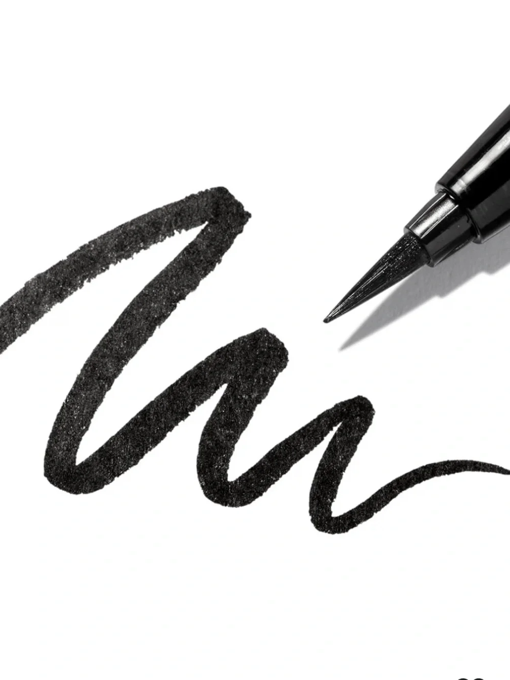 Eyeko smudging stays payoff