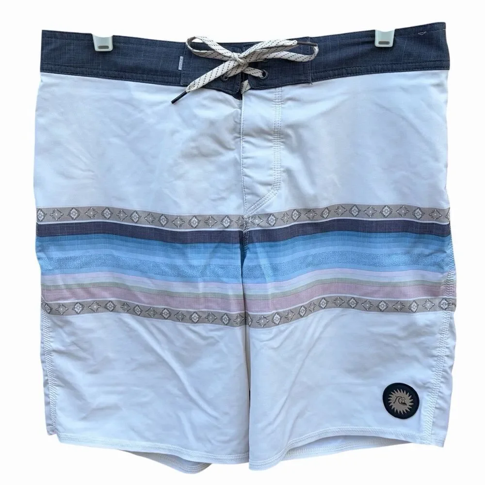 Quicksilver Highline Board Shorts Sz 31 Surfsilk  Antique White Swim Trunks