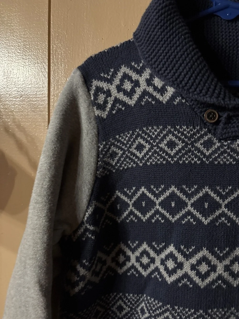 Oshkosh size 8 sweater/ sweatshirt combo, navy and gray