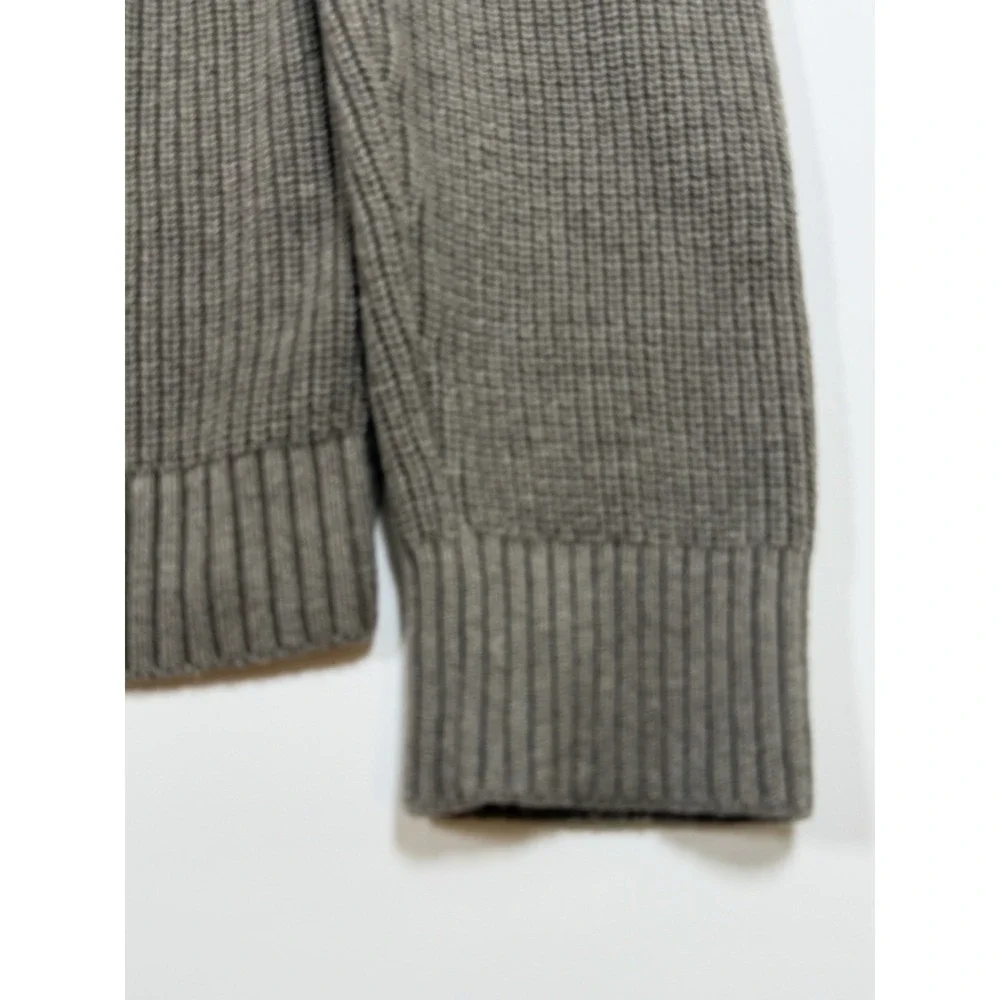 Banana Republic clean ready