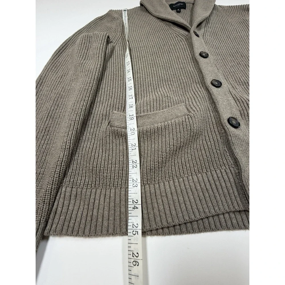 Banana Republic clean ready