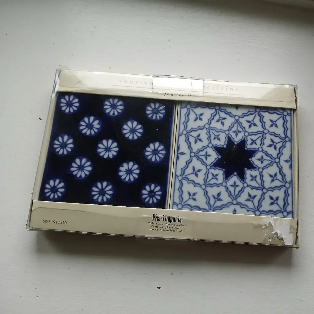 Pier1 Porcelain Coasters /Sous Verres set of 4 New