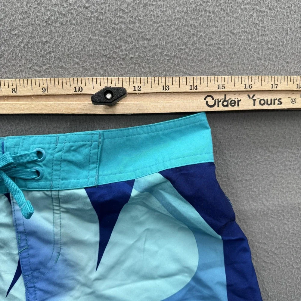 Nike Board Shorts Boys XL Blue Geometric Swim Trunks Drawstring Beach Youth