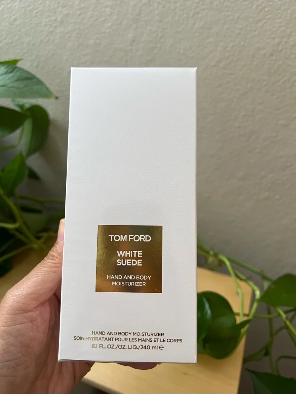 NIB Tom Ford White Suede Hand and Body Moisturizer 240ml