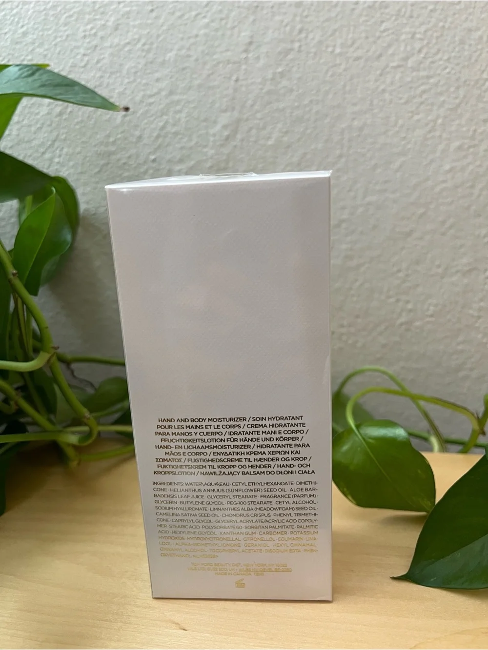 NIB Tom Ford White Suede Hand and Body Moisturizer 240ml