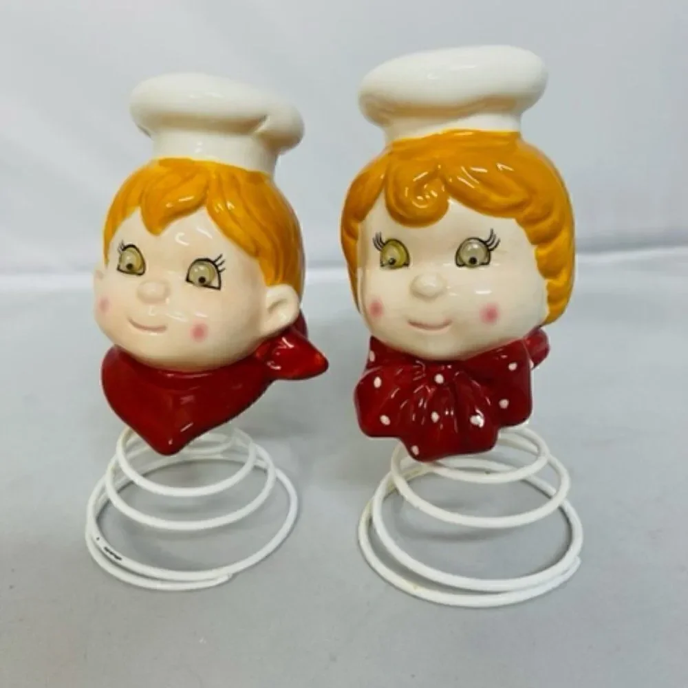 Campbell's Kids Moving Eyed Spring Base Ceramic Salt & Pepper Shaker Set Googly