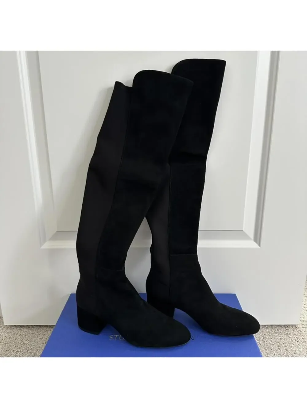 Stuart Weitzman new box