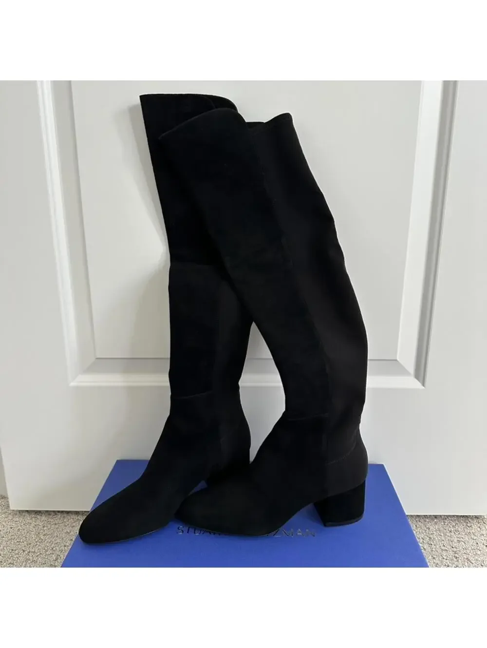 Stuart Weitzman new box