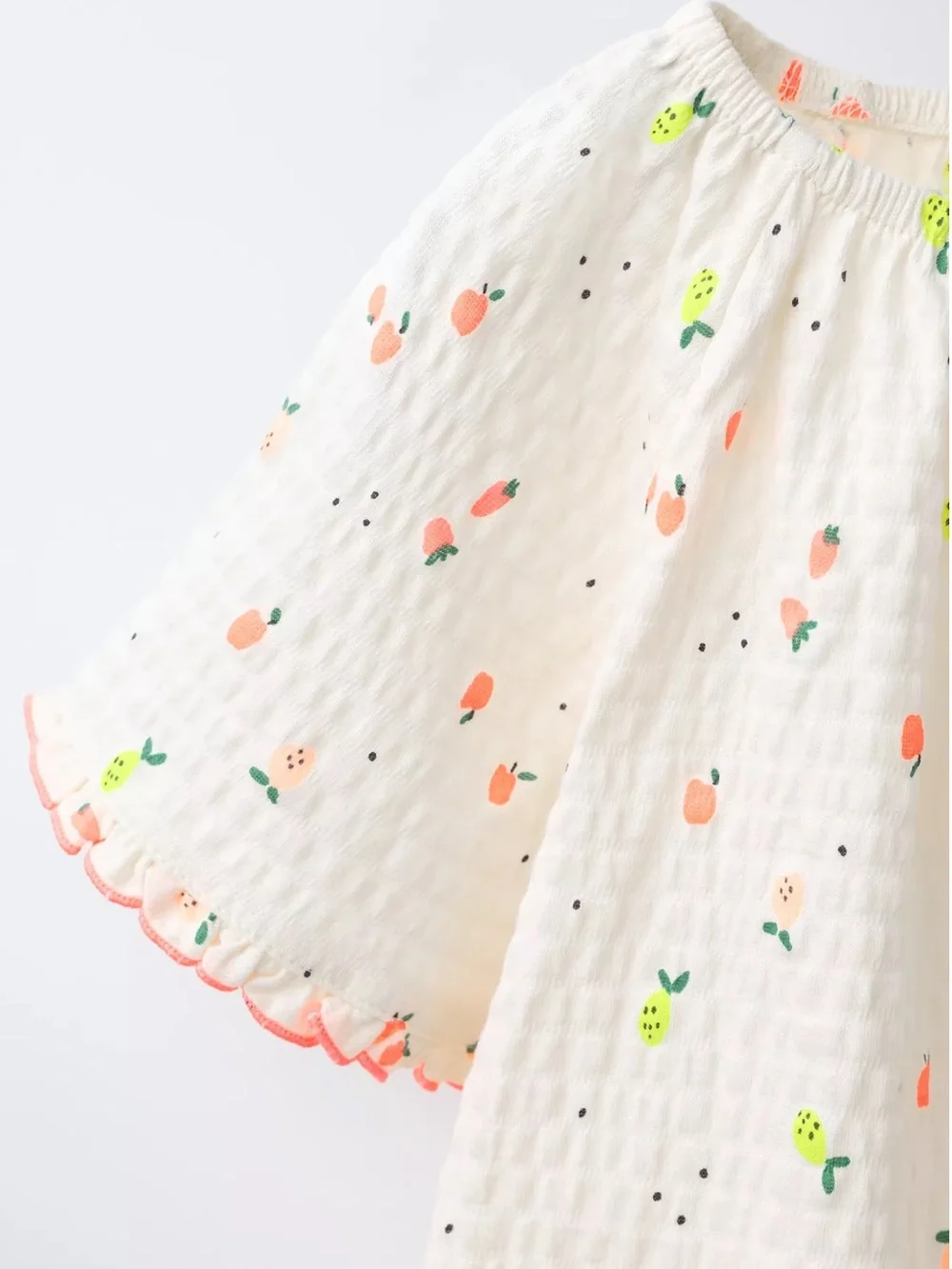Zara lightweight white