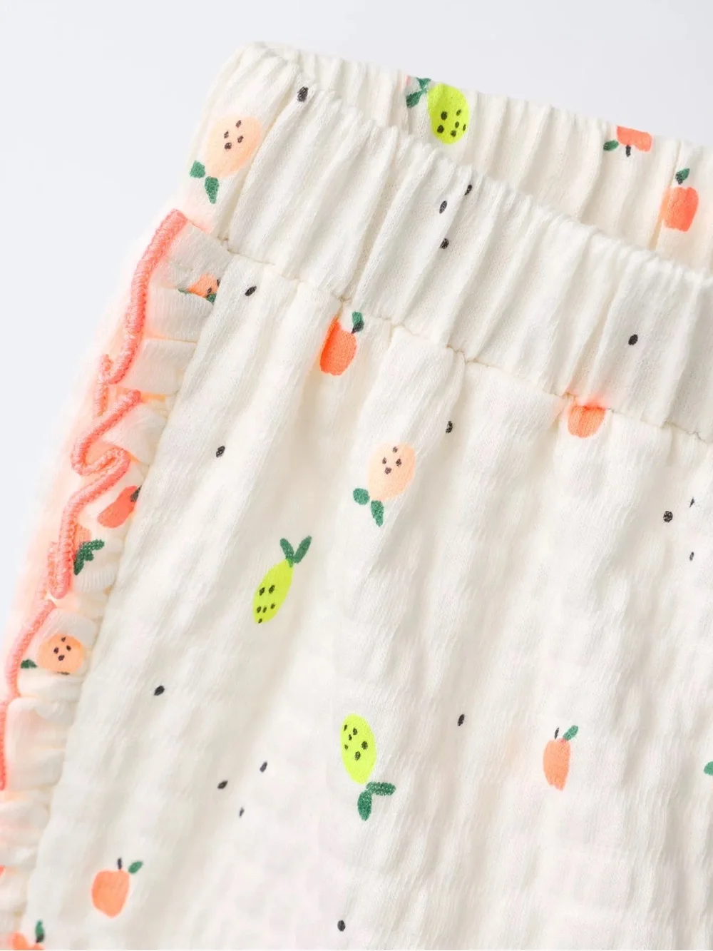 Zara lightweight white