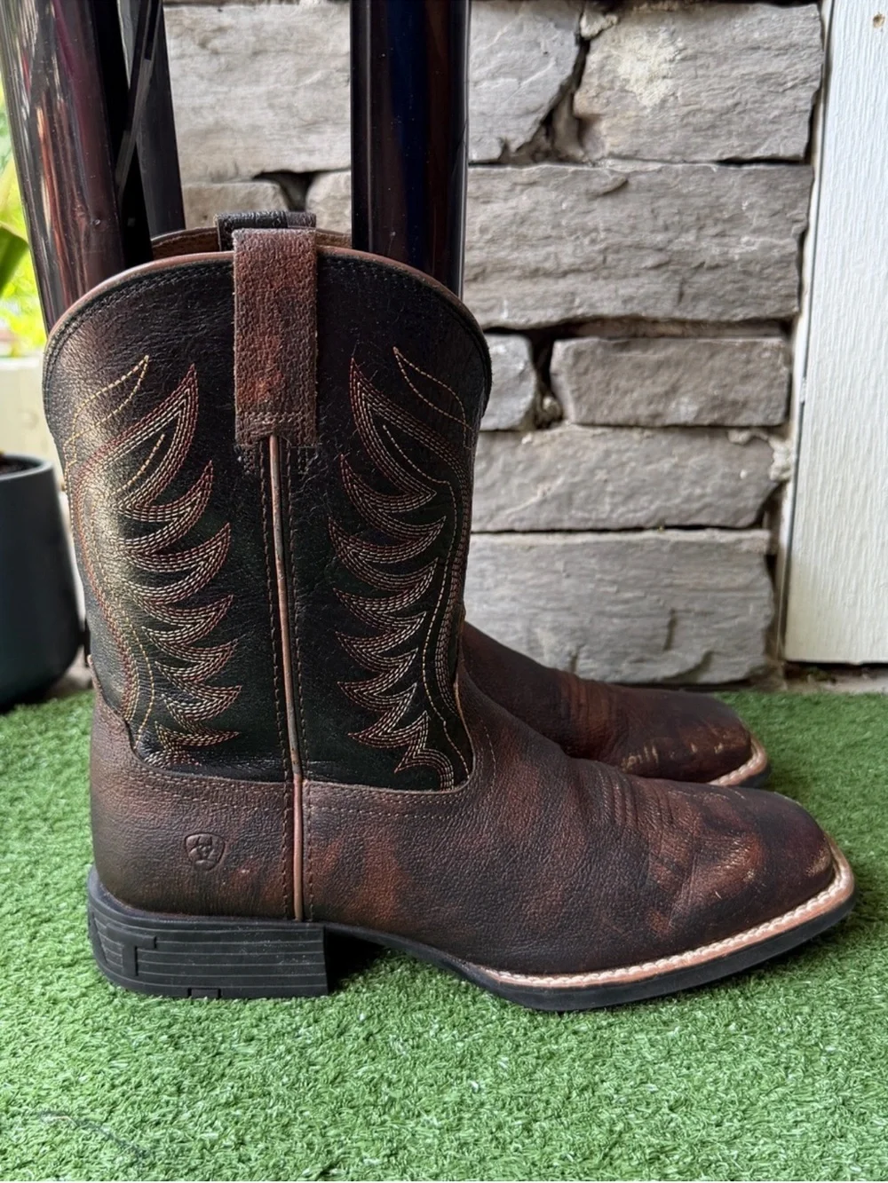 Ariat size clean