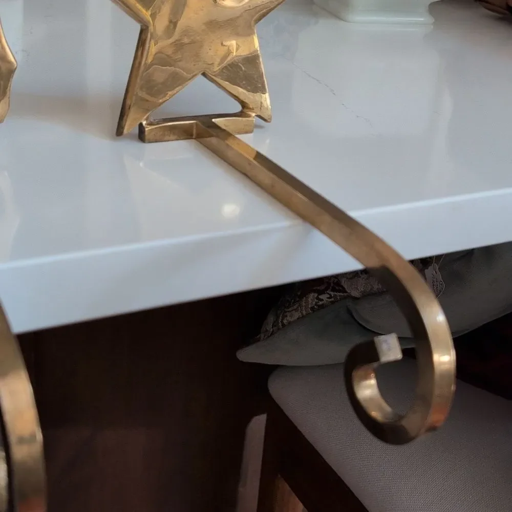 Vintage elegant solid