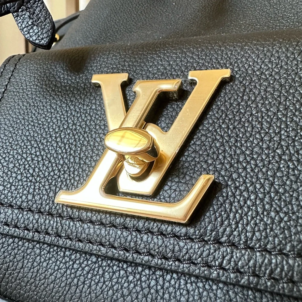 Louis Vuitton Lockme bucket bag