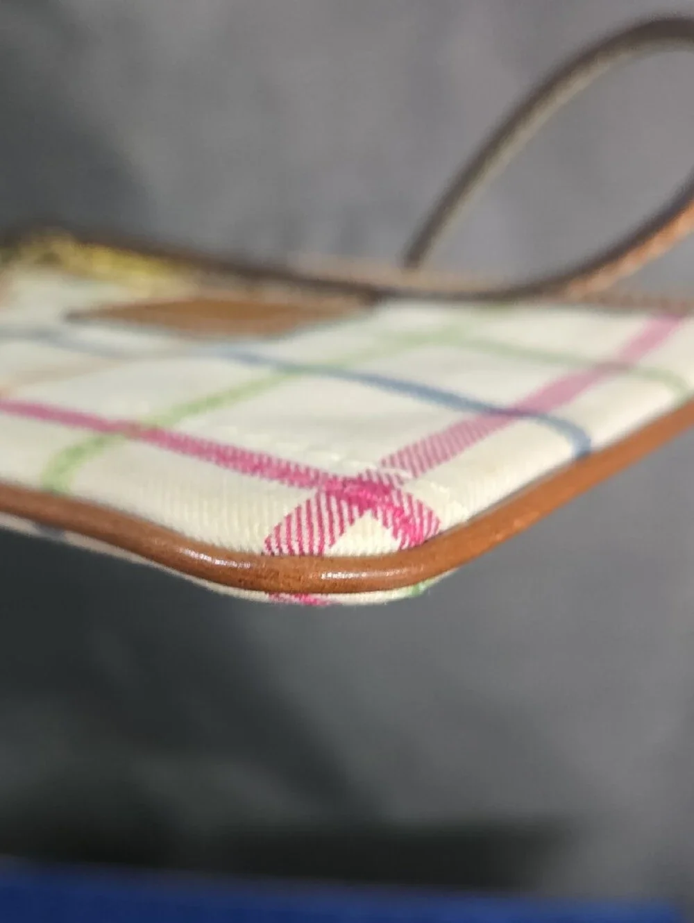 Coach wristlet multicolor