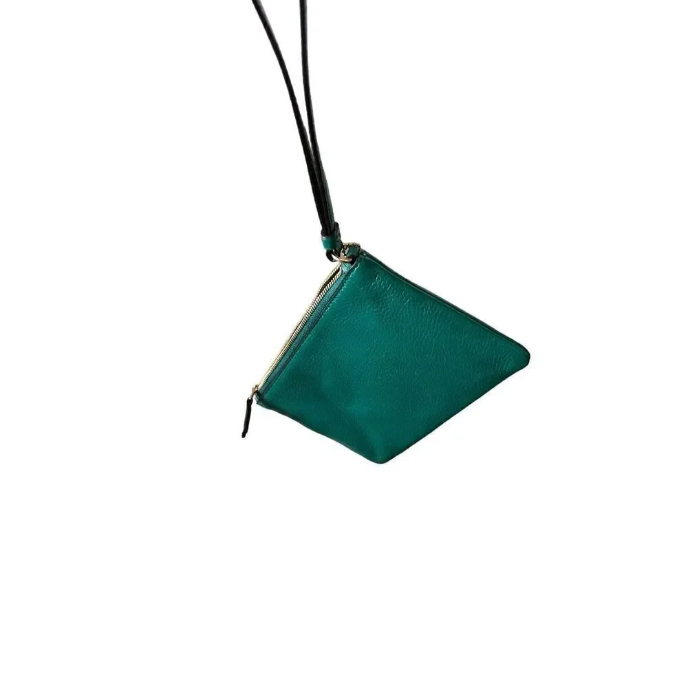 Coach Women's Green Solid Pebbled Leather Wrist Strap Zip Top Closure Wrislet