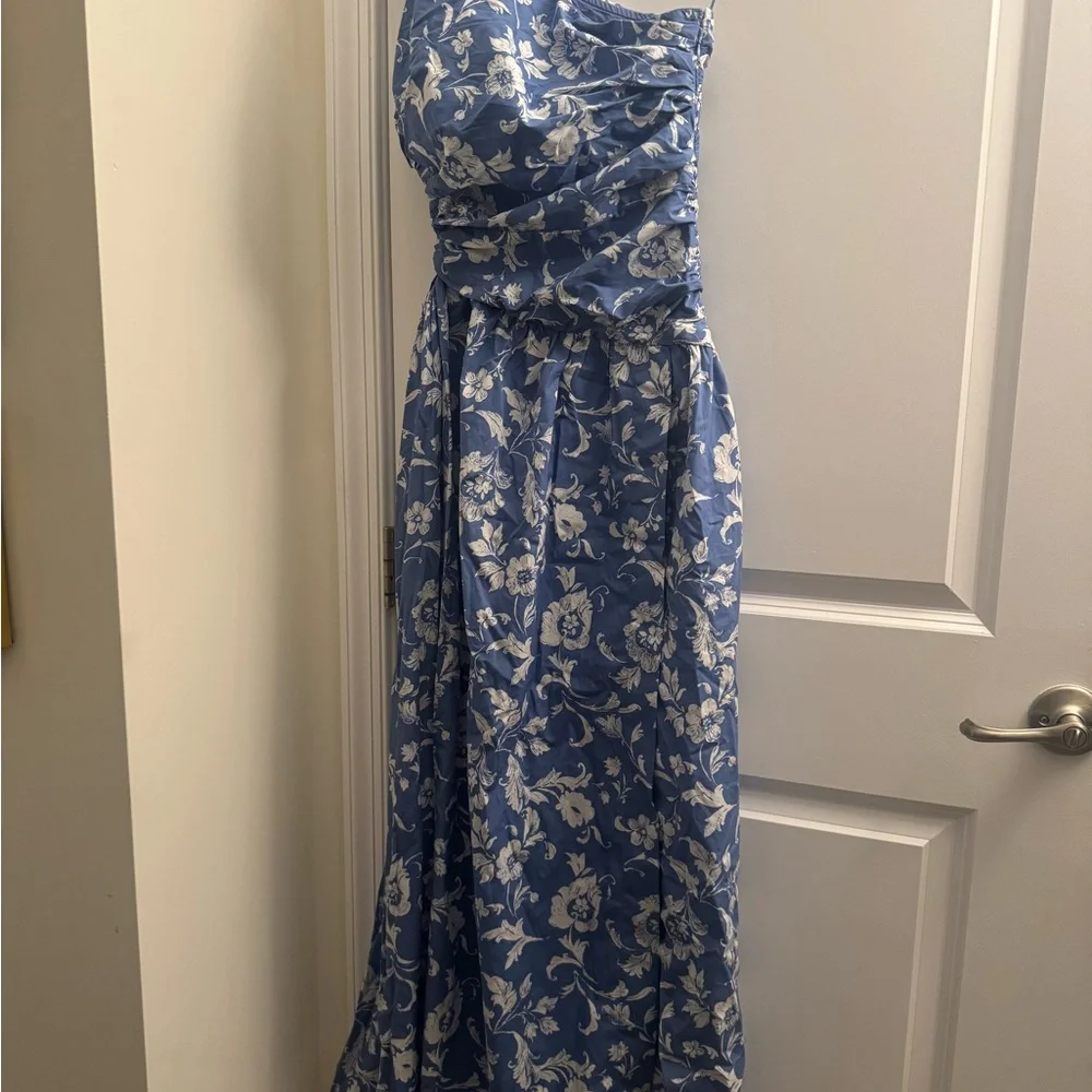 Abercrombie & Fitch perfect shoulder new