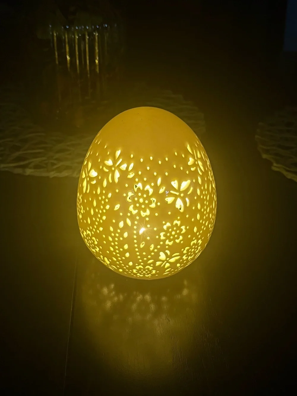 Ceramic LED Floral Cutout Egg Accent Light Easter Spring Decor Battery Operated