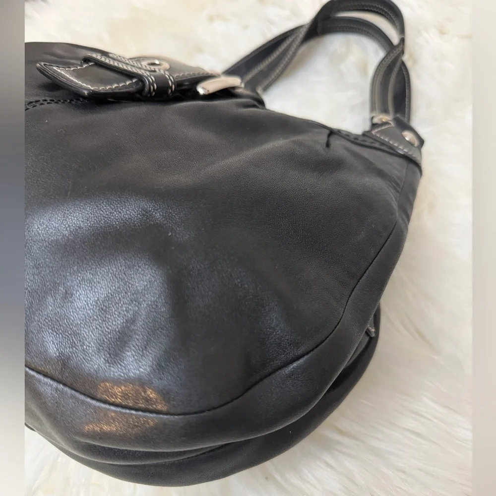 Coach shoulder bag