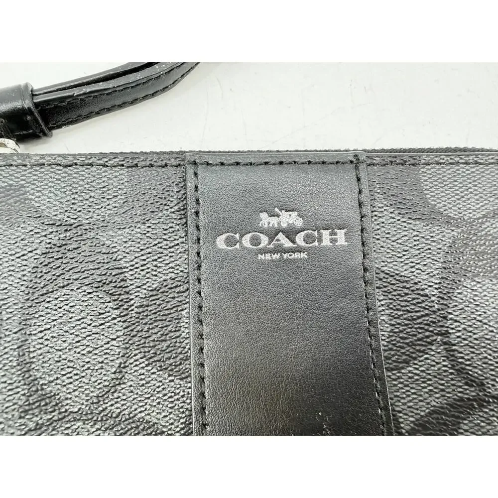 Coach signature corner
