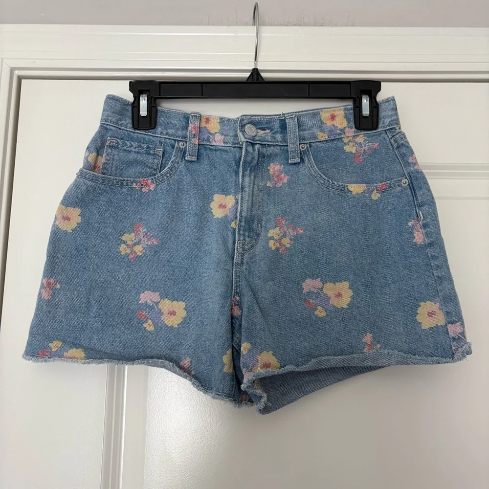 Old Navy Girls Floral Detailed Light Blue Cotton Denim Shorts