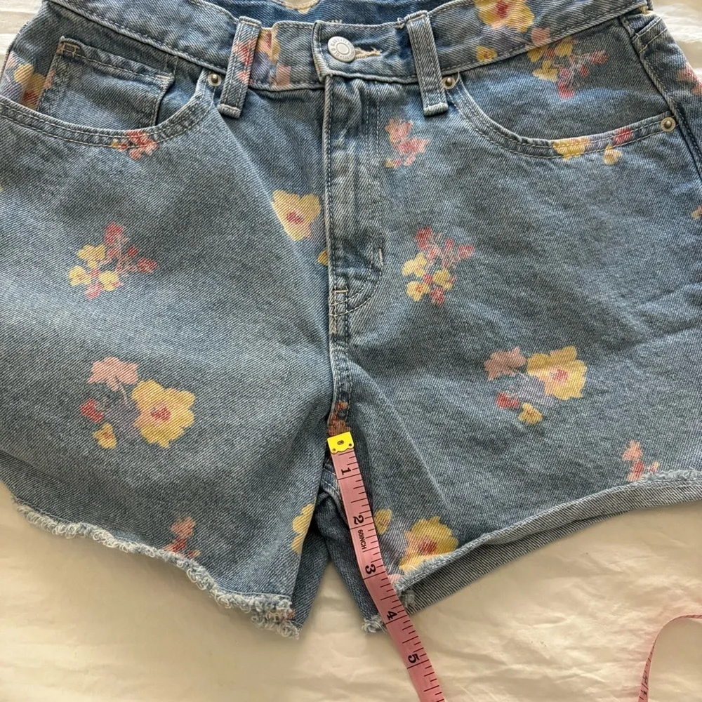 Old Navy Girls Floral Detailed Light Blue Cotton Denim Shorts