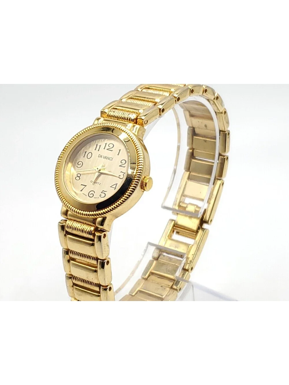 Da Vanci Quartz Watch Womens New Battery Gold Tone 23mm