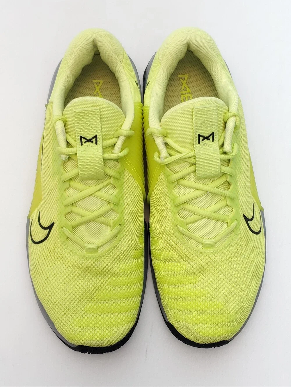 Nike your upper