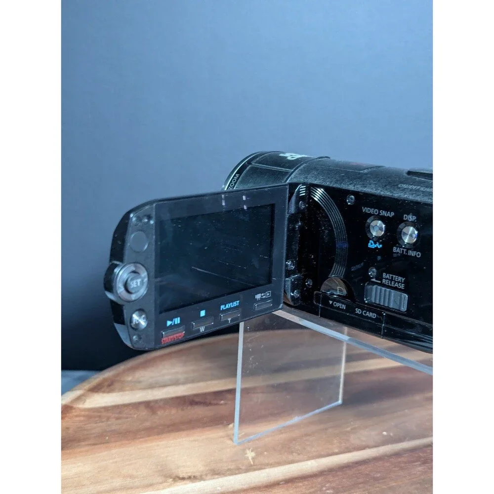 Canon comes battery
