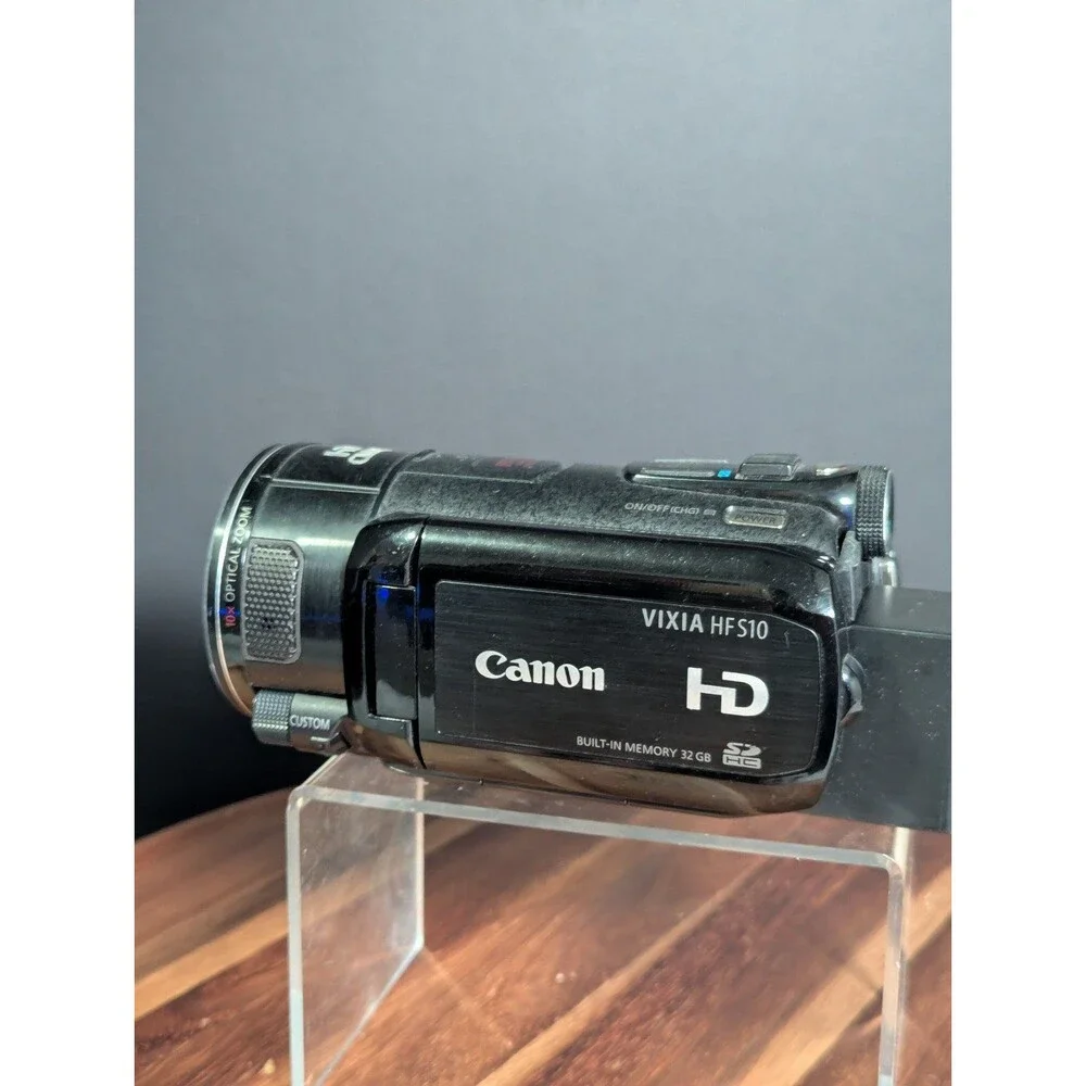 Canon comes battery