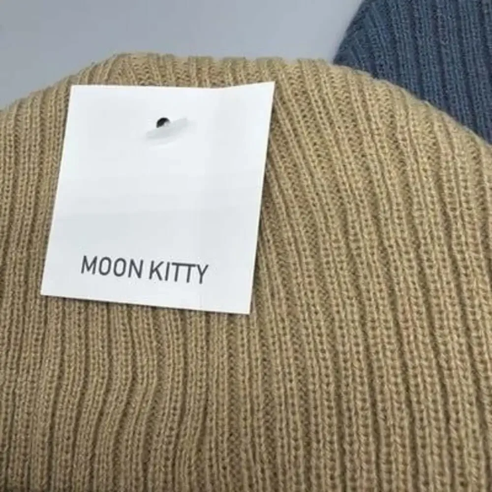 N/A moon kitty