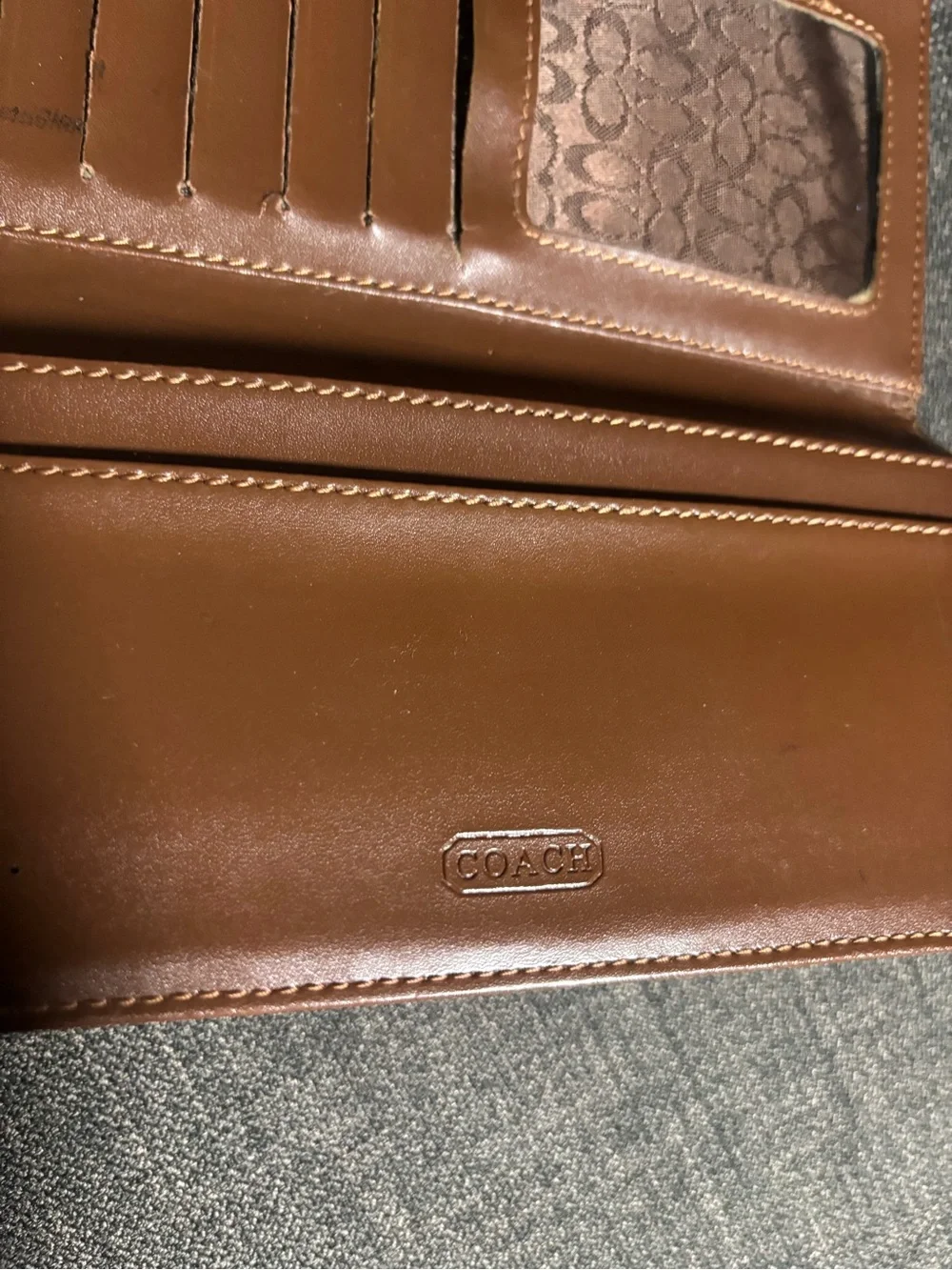 Coach wallet brown