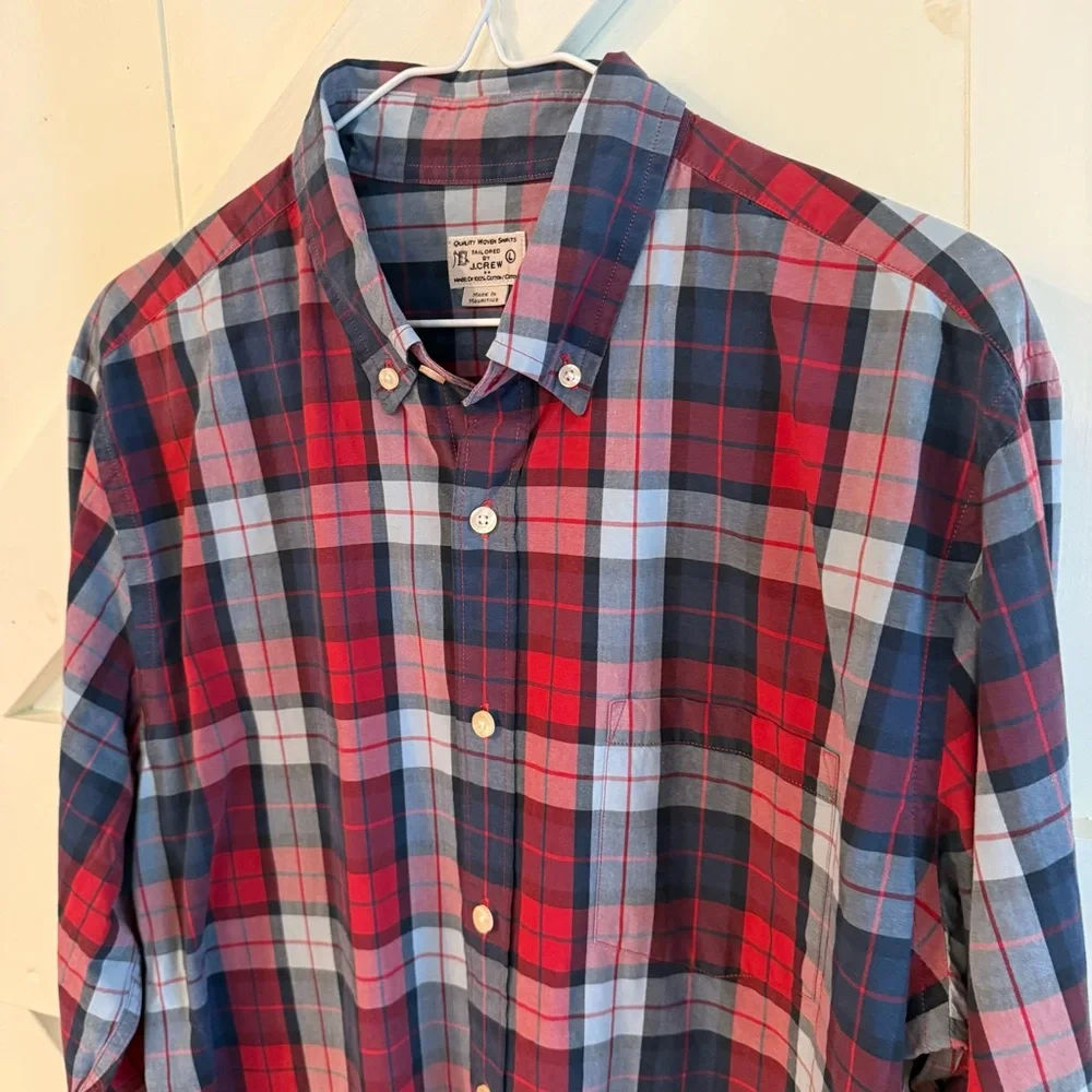 J. Crew Men’s Woven‎ Red and Blue Plaid Button Down Shirt Large Classic Casual