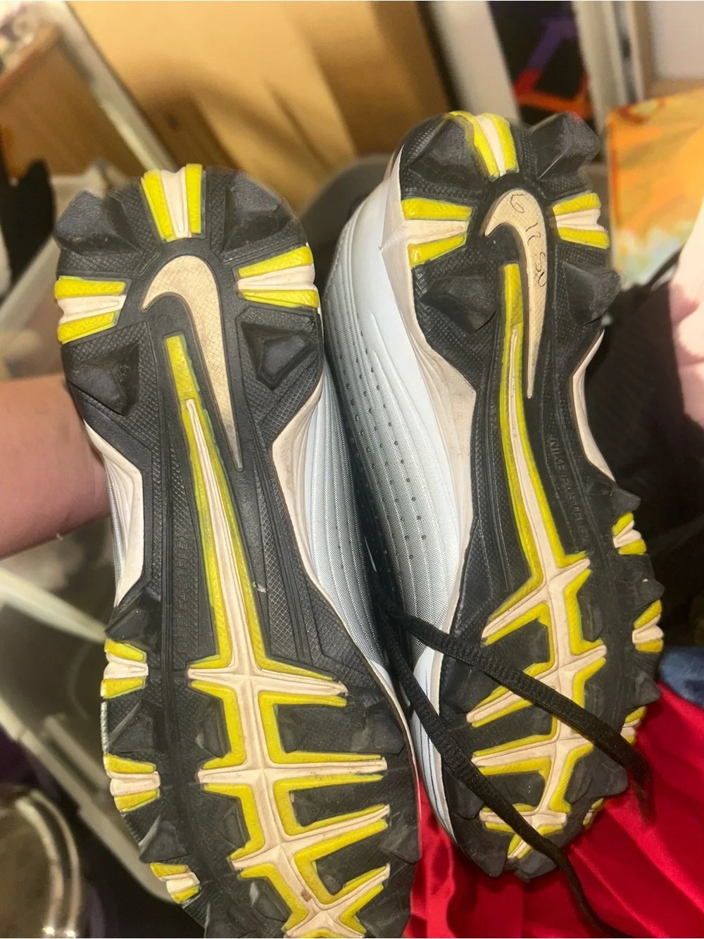 Nike lines upper