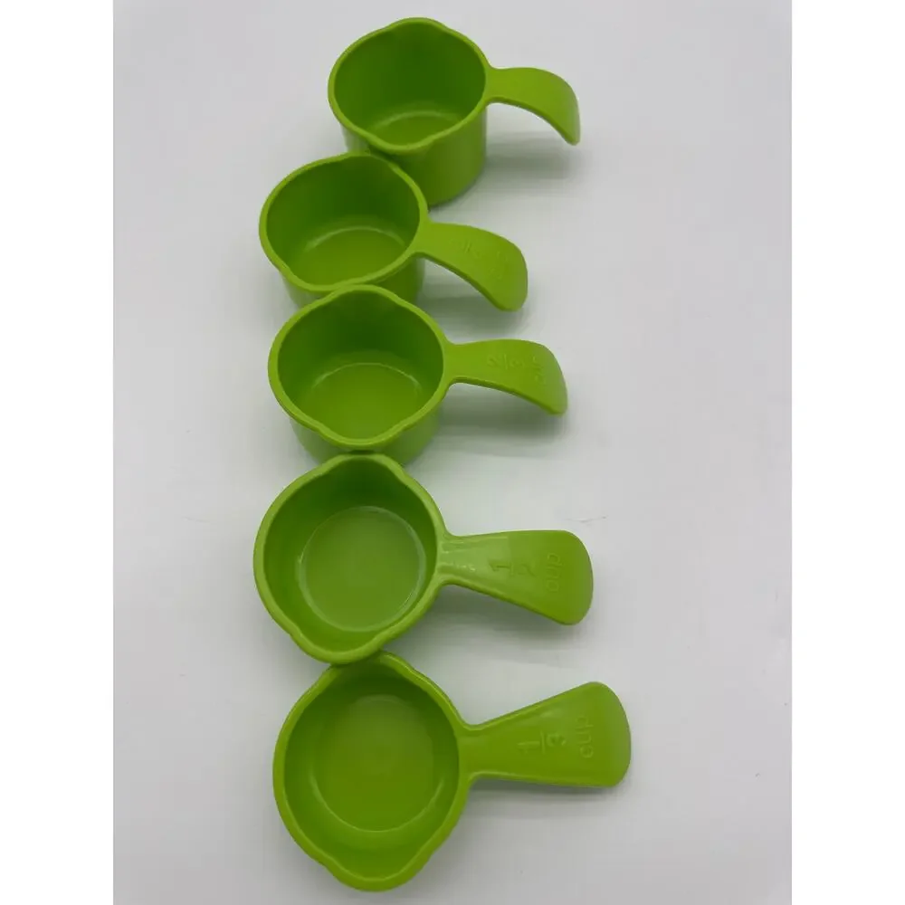 TUPPERWARE MEASURING Measure‎ Cups Cup  Bright Margarita Green 5 cups