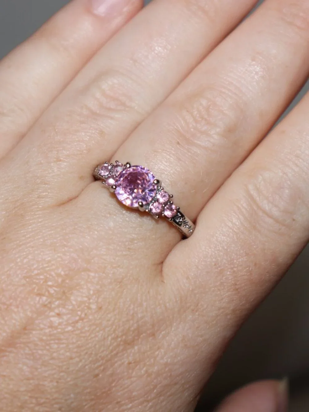✨ Size 9.25 Silver Ring · Pink Round Stone · NWOT