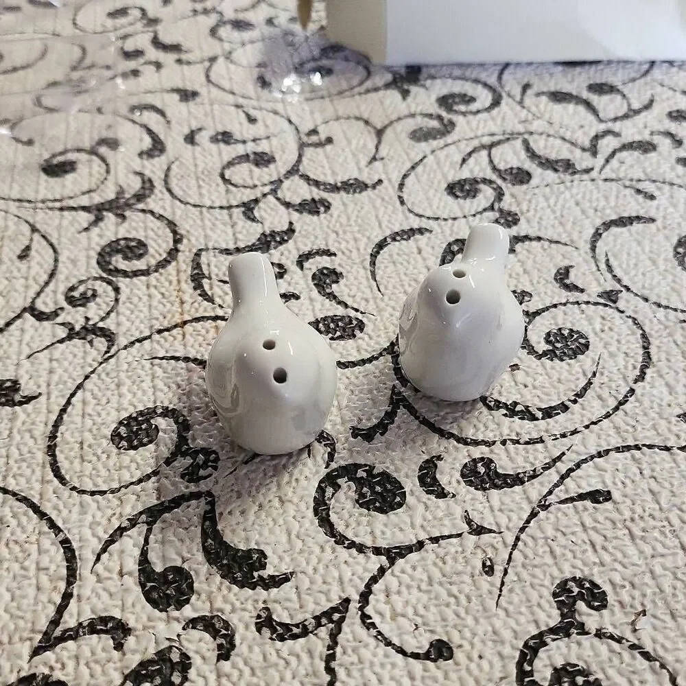 Petite Love Bird Salt and Pepper Shakers